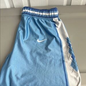 Nike - North Carolina Shorts - Size XL